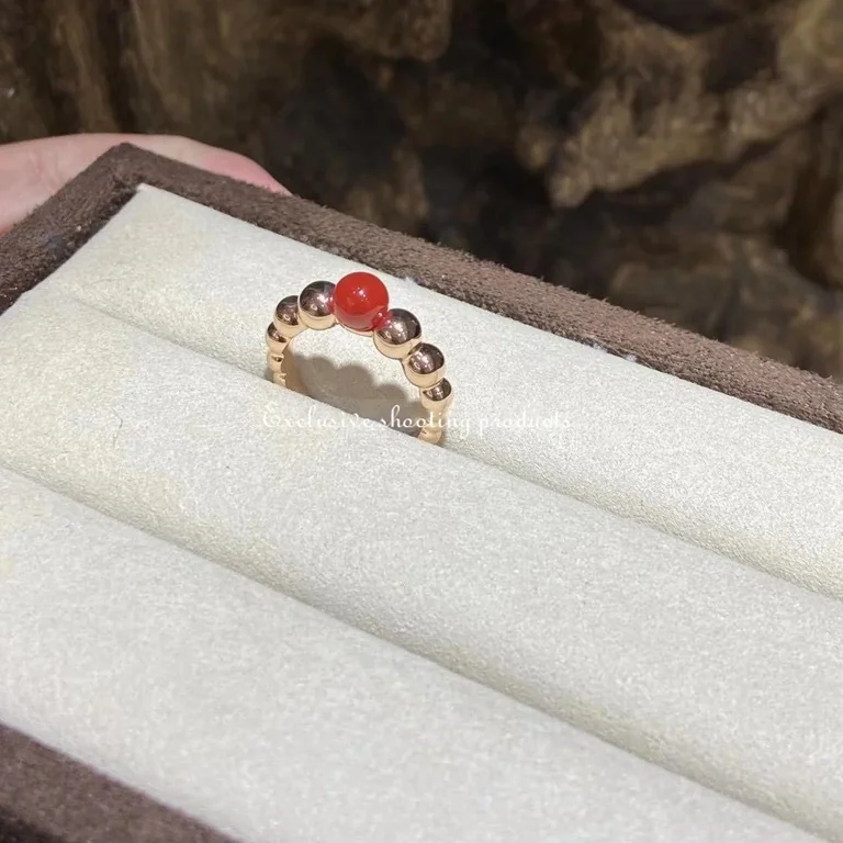 Van Cleef & Arpels VCARO63F00 ring Perlée couleurs variation Rose gold Carnelian ring 6