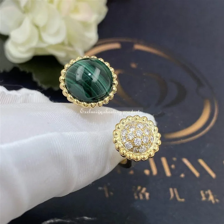 Van Cleef & Arpels VCARO9SU00 ring Perlée couleurs Between the Finger Yellow gold Diamond Malachite ring 4