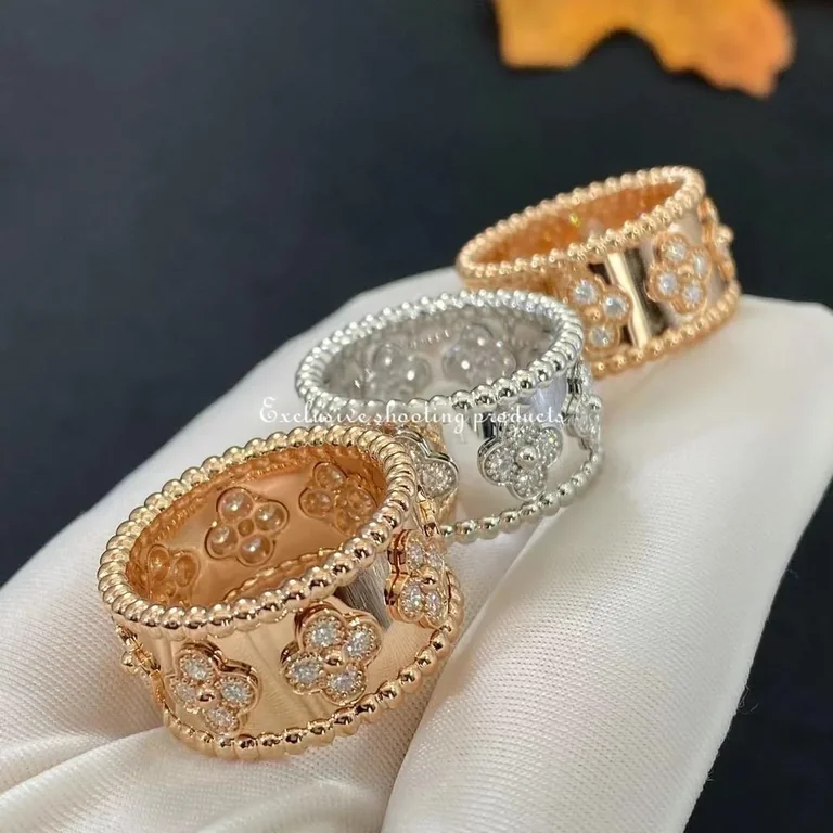 Van Cleef & Arpels VCARO9LP00 ring Perlée clovers White gold Diamond ring 3