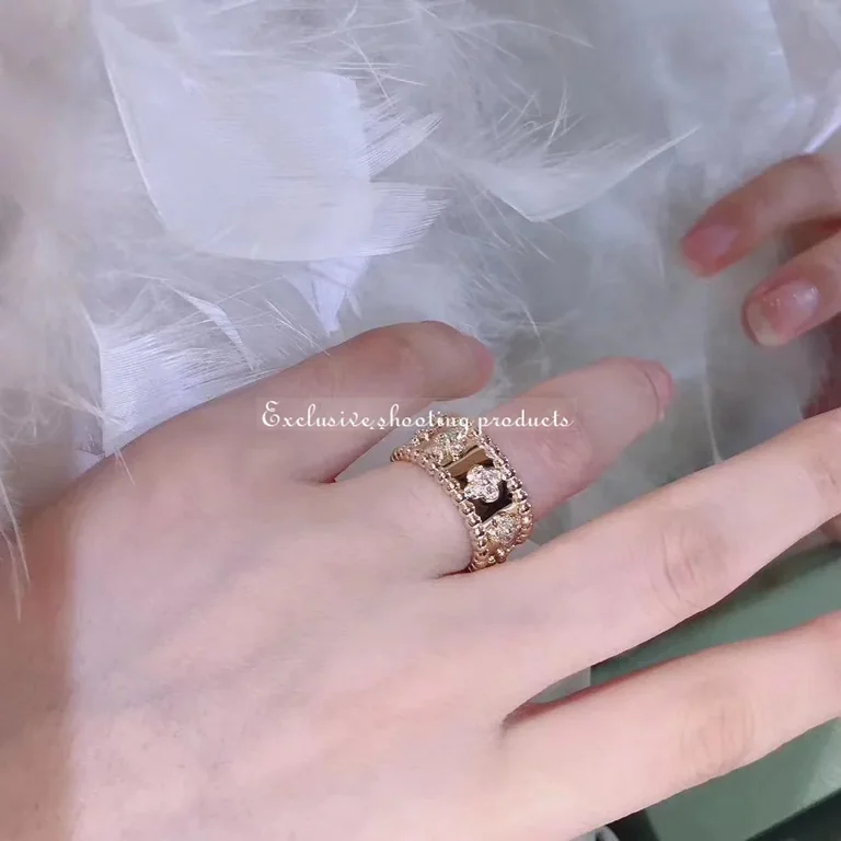 Van Cleef & Arpels VCARO9LO00 Perlée clovers ring Yellow gold Diamond ring 6