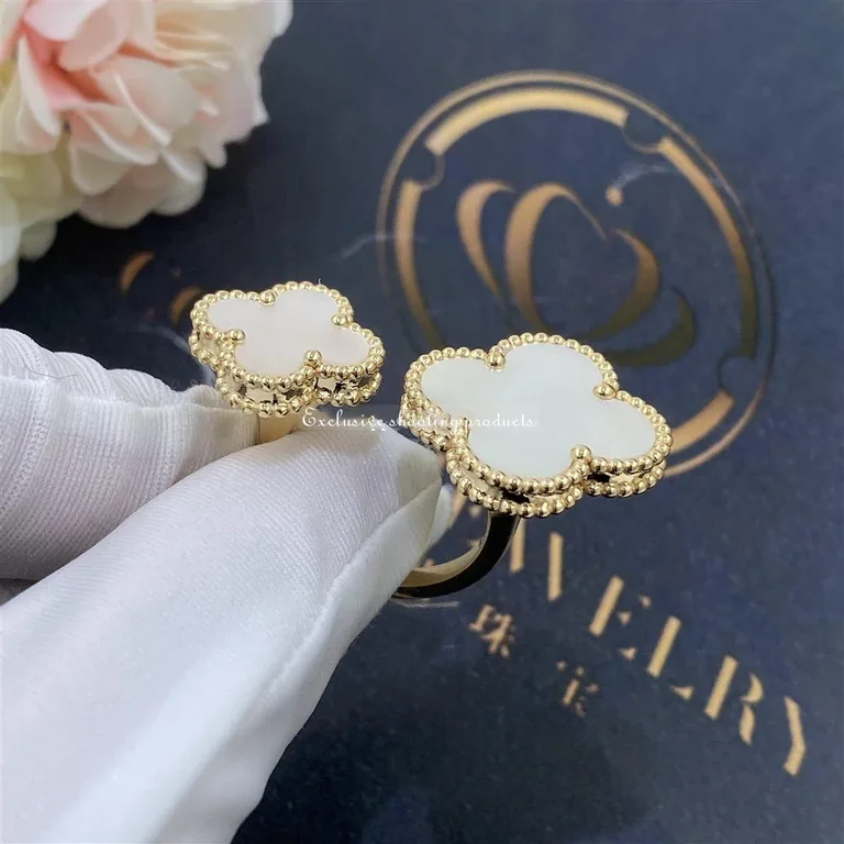 Van Cleef & Arpels VCARN05500 ring Magic Alhambra Between the Finger ring Yellow gold Mother-of-pearl ring 2