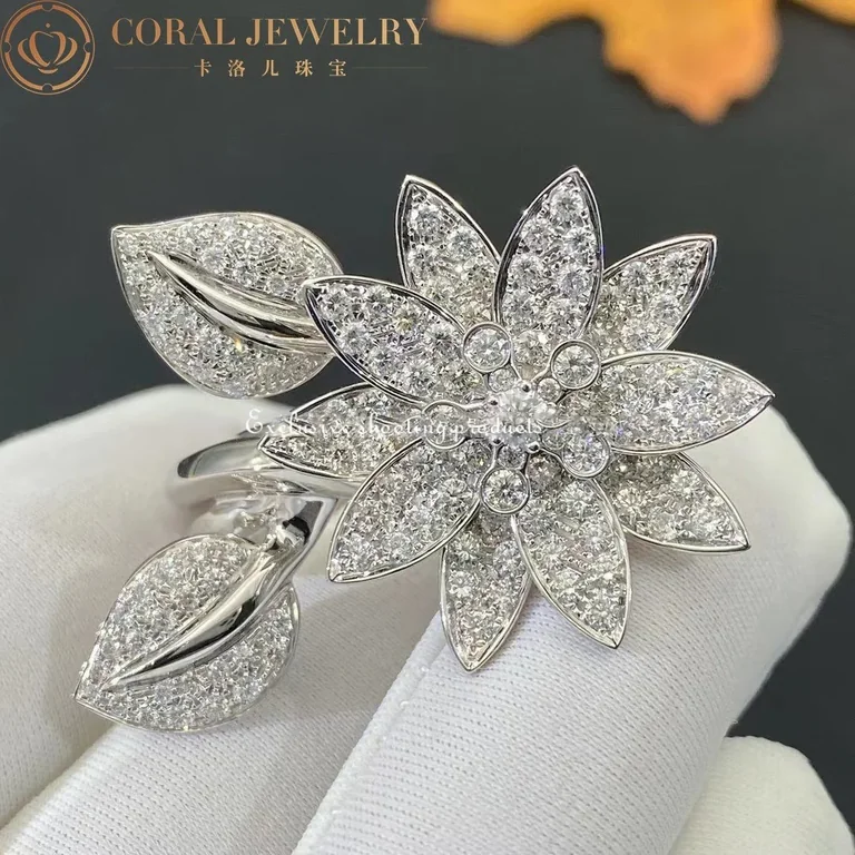 Van Cleef & Arpels VCARP1ND00 Lotus Between the Finger Ring White gold Diamond Ring 2