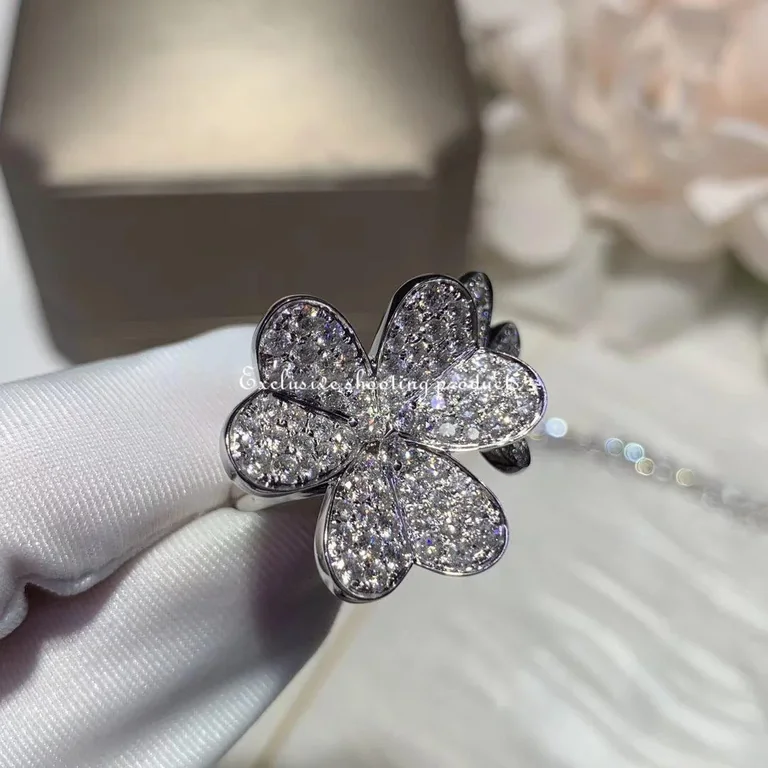Van Cleef & Arpels VCARB67500 Frivole Between the Finger Ring White gold Diamond Ring 17