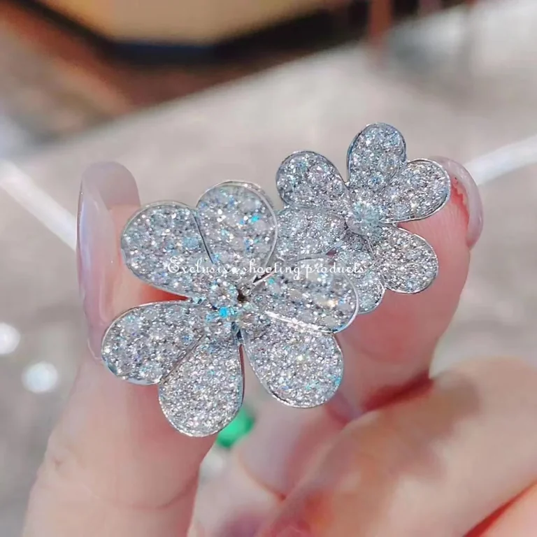 Van Cleef & Arpels VCARB67500 Frivole Between the Finger Ring White gold Diamond Ring 5