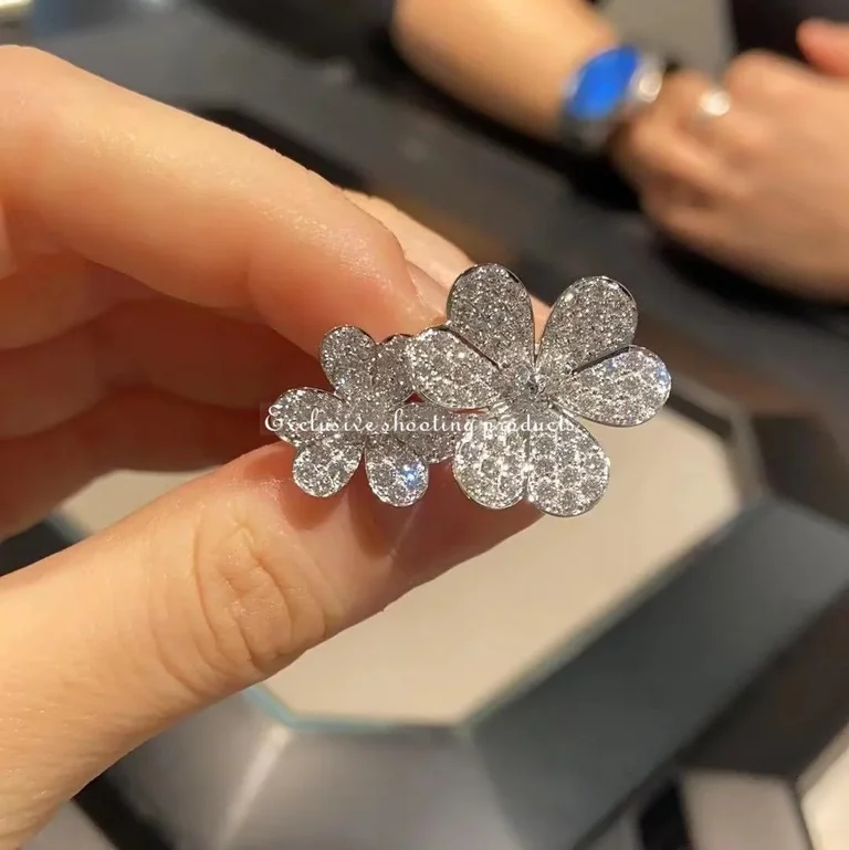 Van Cleef & Arpels VCARB67500 Frivole Between the Finger Ring White gold Diamond Ring 2