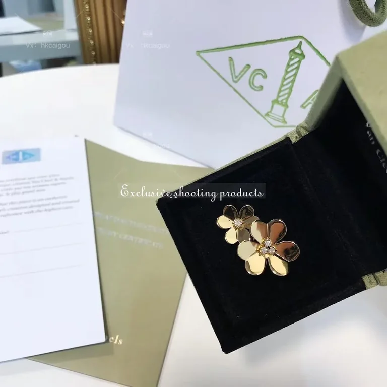 Van Cleef & Arpels VCARB67600 Frivole Between the Finger Ring Yellow gold Diamond Ring 4