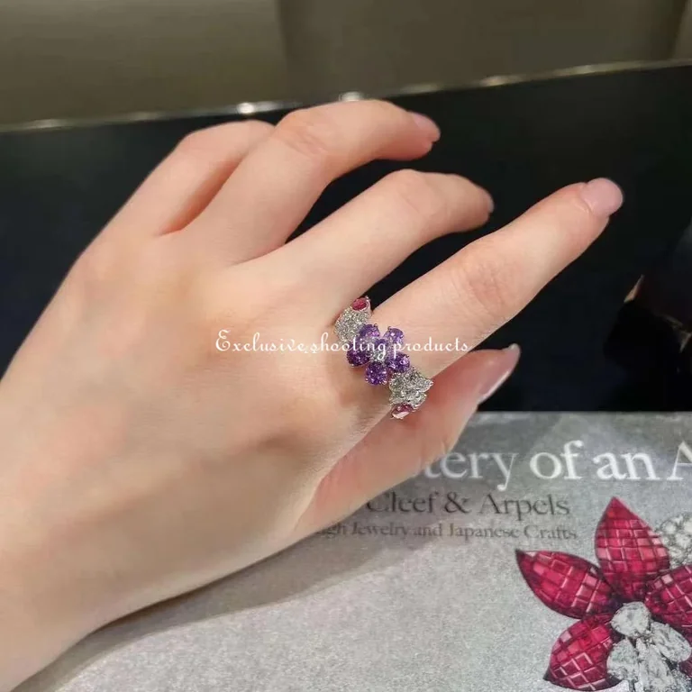 Van Cleef & Arpels VCARP05600 Folie des Prés ring White gold Diamond Sapphire ring 8
