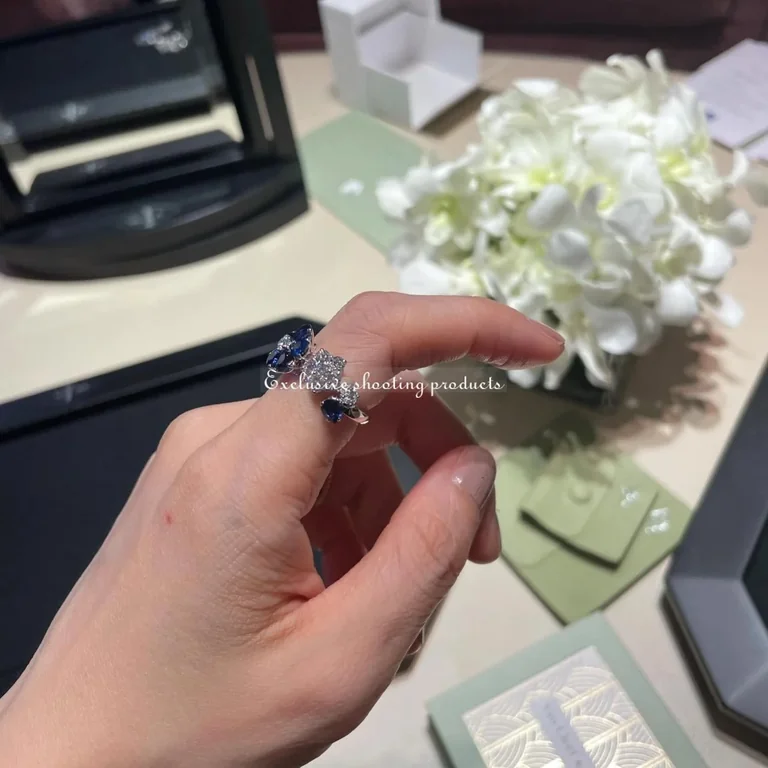 Van Cleef & Arpels VCARP05700 Folie des Prés ring White gold Diamond Sapphire ring 7