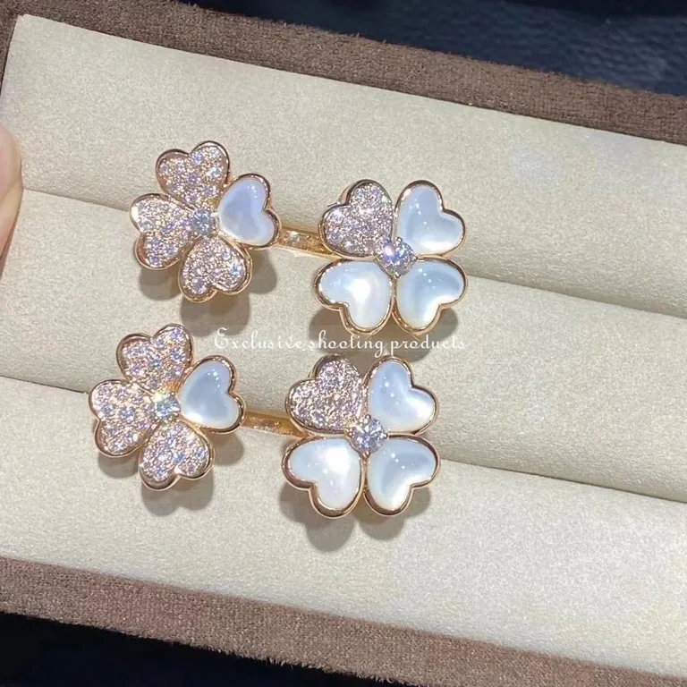 Van Cleef & Arpels VCARO55100 Cosmos Between the Finger ring Rose gold Diamond Mother-of-pearl ring 10