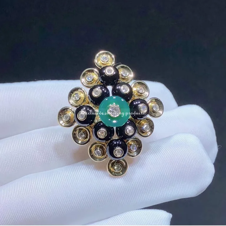 Van Cleef & Arpels VCARO9MW00 Bouton d?or ring Yellow gold Chrysoprase Diamond Onyx ring 6