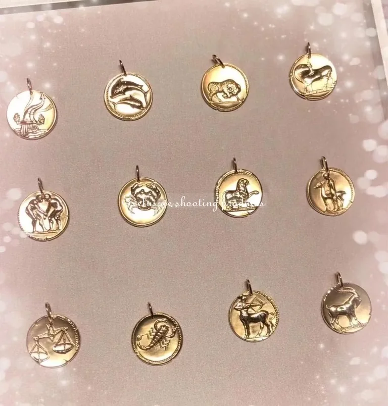 Van Cleef & Arpels VCARP7SW00 Zodiaque medal Librae (Libra) Yellow gold 7