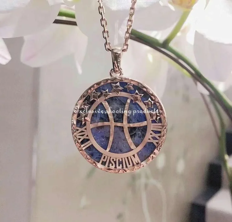 Van Cleef & Arpels VCARP9RG00 Zodiaque long necklace Piscium (Pisces) Rose gold Sodalite 3