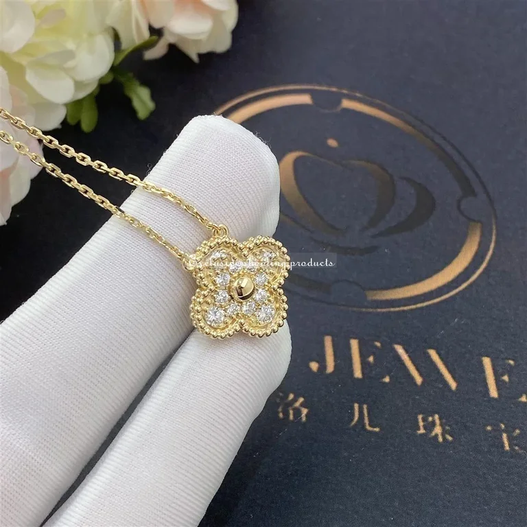 Van Cleef & Arpels VCARA45300 Vintage Alhambra pendant Yellow gold Diamond Necklaces 3