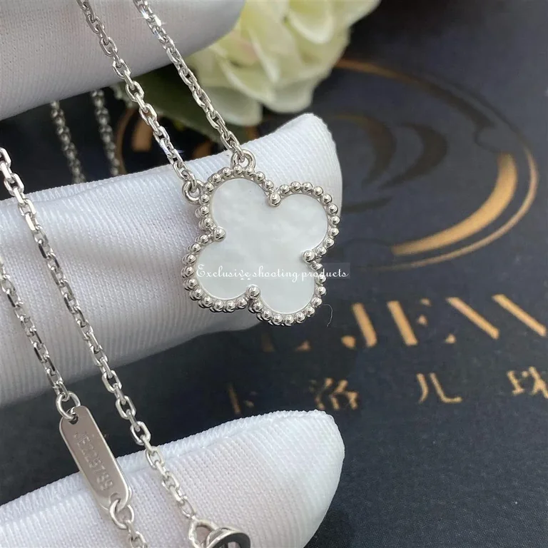 Van Cleef & Arpels Necklace VCARF48700 Vintage Alhambra pendant White gold Mother-of-pearl 2
