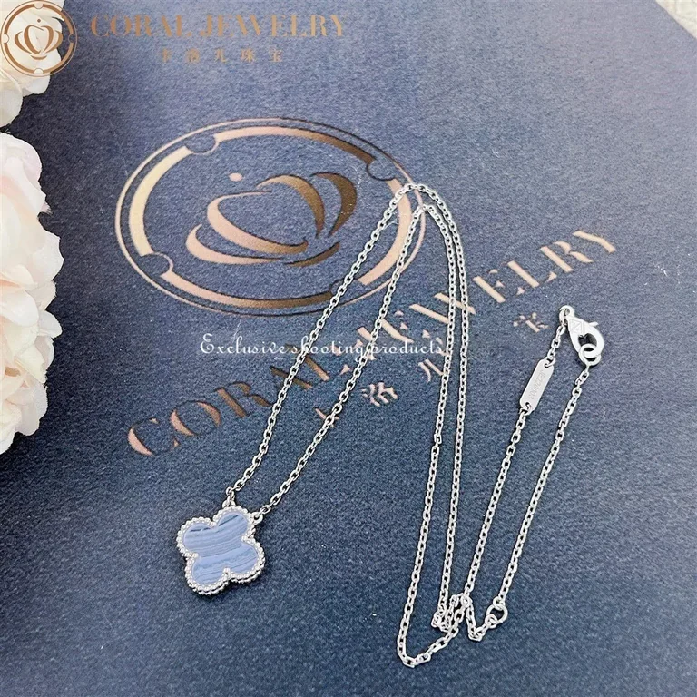 Van Cleef & Arpels VCARD34900 Vintage Alhambra pendant White gold Chalcedony Necklace 9