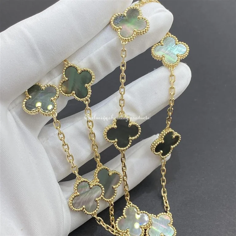 Van Cleef & Arpels VCARA42800 Vintage Alhambra Necklace 10 Motifs Yellow Gold Mother-of-pearl 5