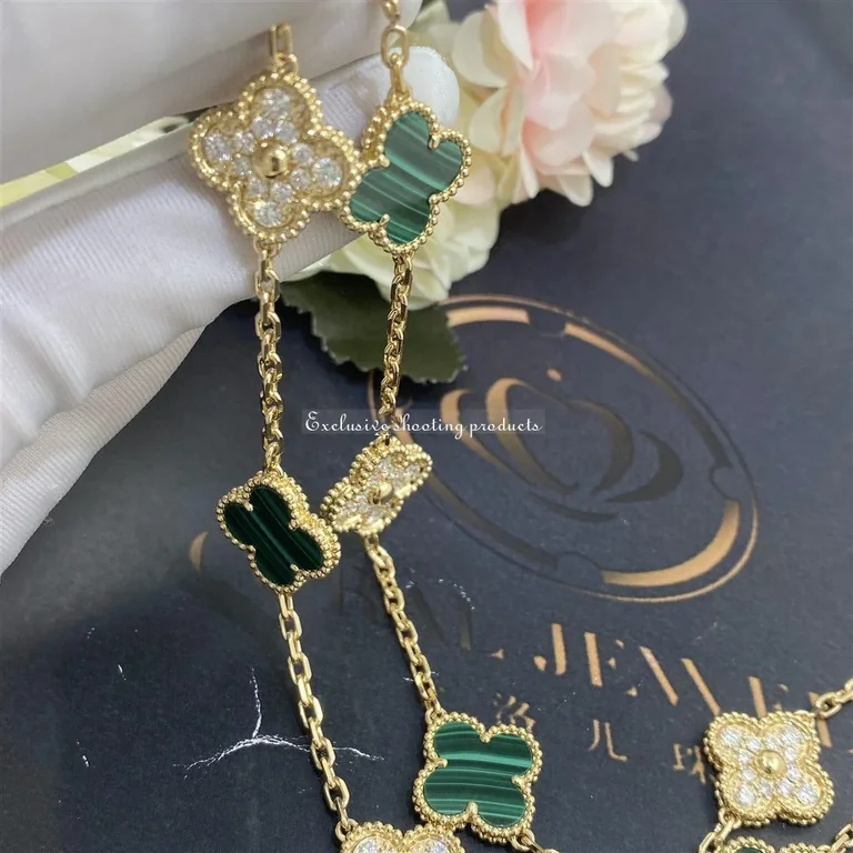 Van Cleef & Arpels VCARO9J400 Vintage Alhambra Necklace 10 Motifs Yellow Gold Diamond Malachite Necklace 10