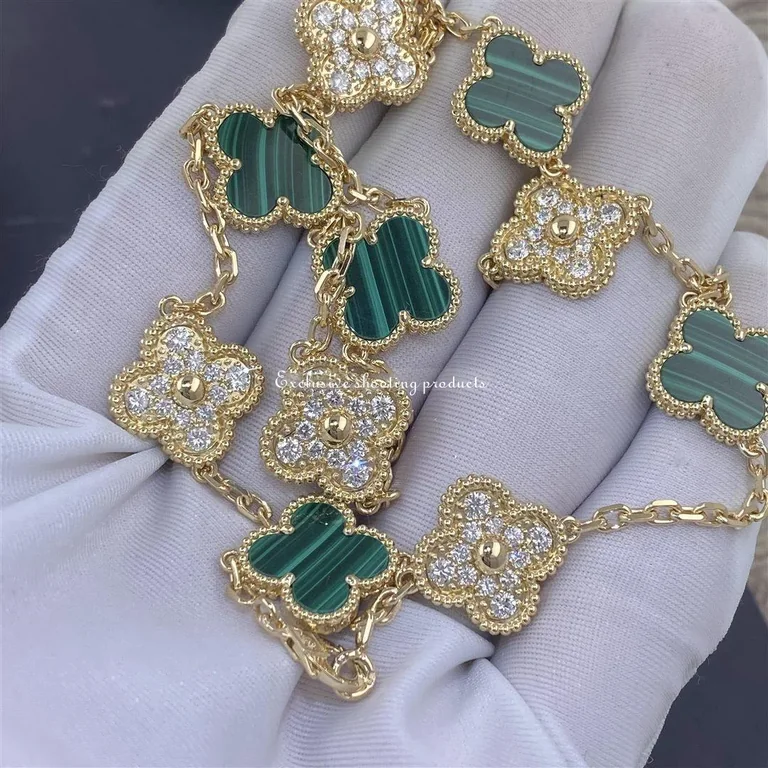 Van Cleef & Arpels VCARO9J400 Vintage Alhambra Necklace 10 Motifs Yellow Gold Diamond Malachite Necklace 3
