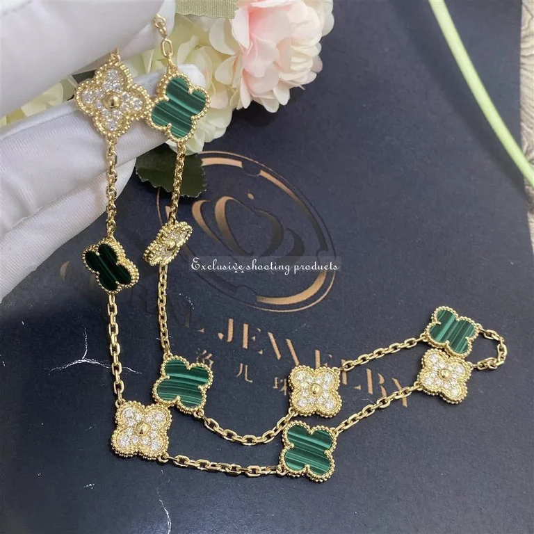 Van Cleef & Arpels VCARO9J400 Vintage Alhambra Necklace 10 Motifs Yellow Gold Diamond Malachite Necklace 2