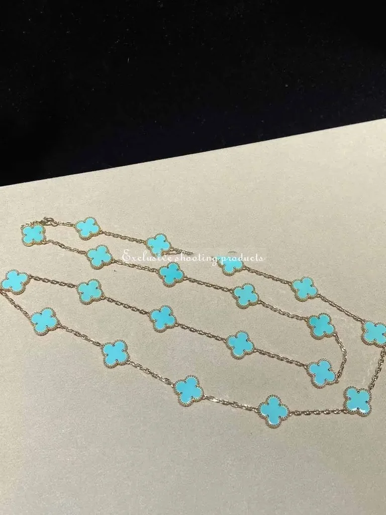 Van Cleef & Arpels necklace Vintage Alhambra long 20 motifs Yellow gold Turquoise necklace 9