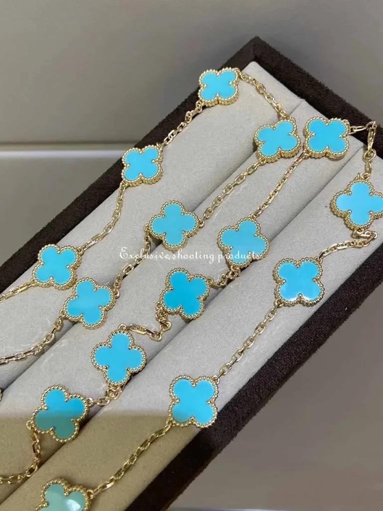 Van Cleef & Arpels necklace Vintage Alhambra long 20 motifs Yellow gold Turquoise necklace 7