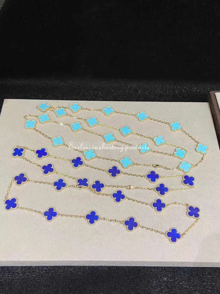 Van Cleef & Arpels necklace Vintage Alhambra long necklace 20 motifs yellow gold Lapis Lazuli necklace 12