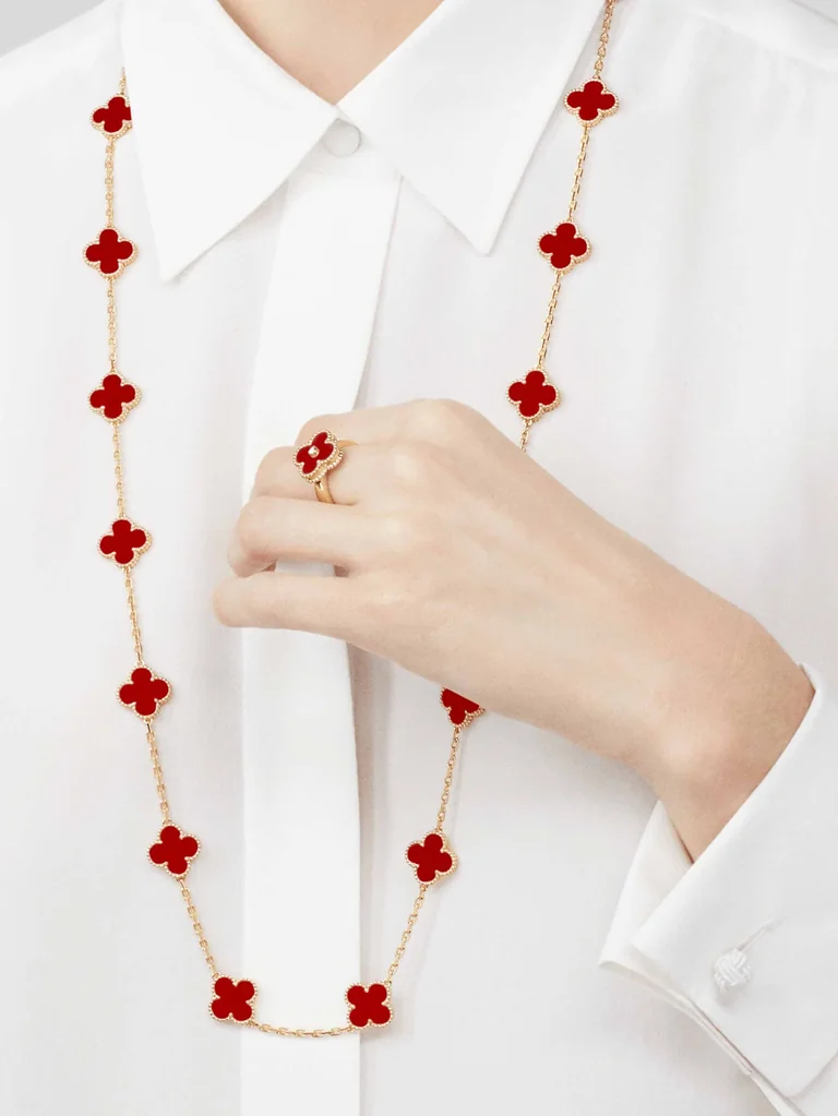 Van Cleef & Arpels VCARD39800 Vintage Alhambra long necklace 20 motifs Yellow gold Carnelian necklace 8