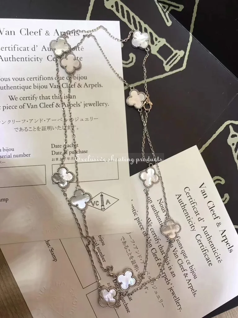 Van Cleef & Arpels VCARF48800 Vintage Alhambra long necklace 20 motifs White gold Mother-of-pearl necklace 4