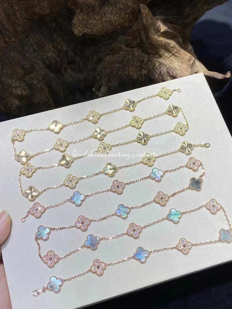 Van Cleef & Arpels Vintage VCARP2R000 Alhambra long necklace 20 motifs Rose gold Diamond Mother-of-pearl necklace 3