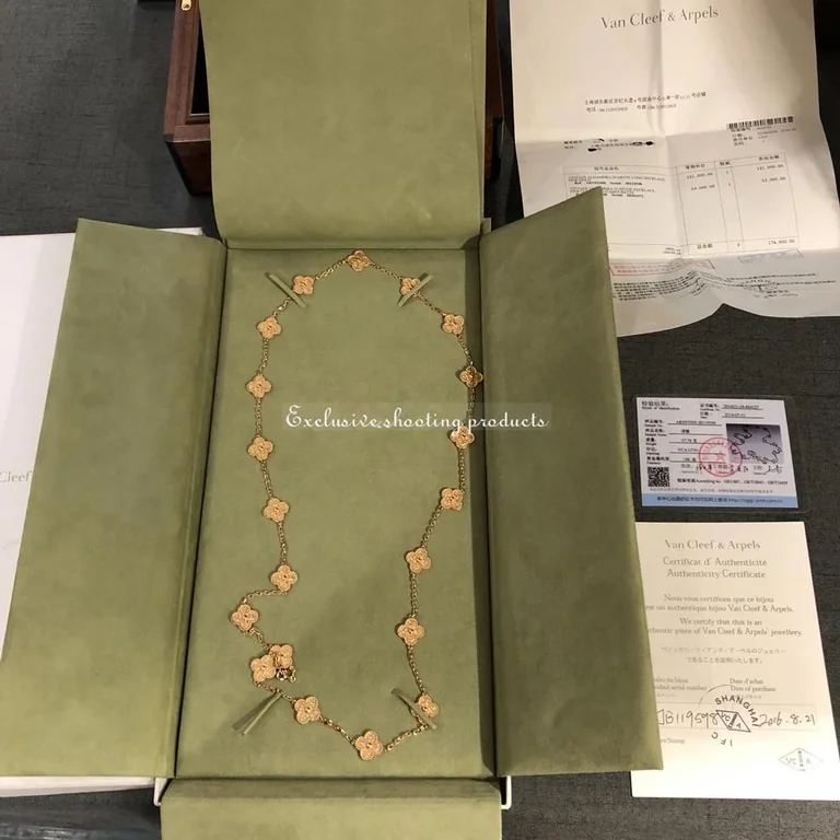 Van Cleef & Arpels VCARN9T000 Vintage Alhambra long necklace 20 motifs Rose gold necklace 3