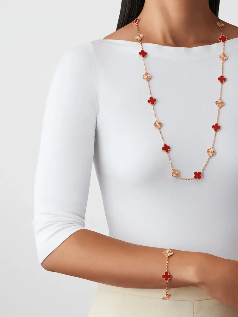 Van Cleef & Arpels VCARP7RO00 Vintage Alhambra long necklace 20 motifs Rose gold Carnelian 13