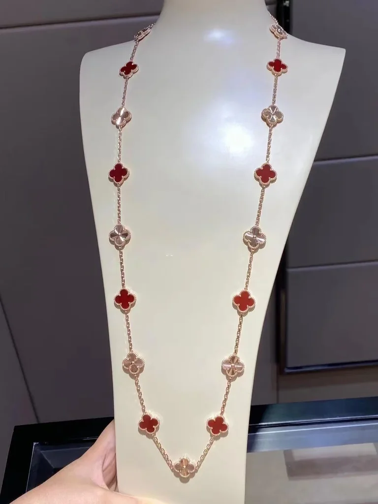 Van Cleef & Arpels VCARP7RO00 Vintage Alhambra long necklace 20 motifs Rose gold Carnelian 10
