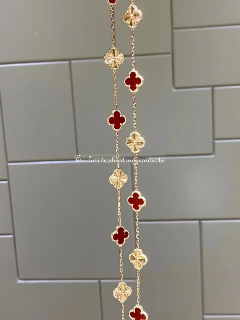 Van Cleef & Arpels VCARP7RO00 Vintage Alhambra long necklace 20 motifs Rose gold Carnelian 9