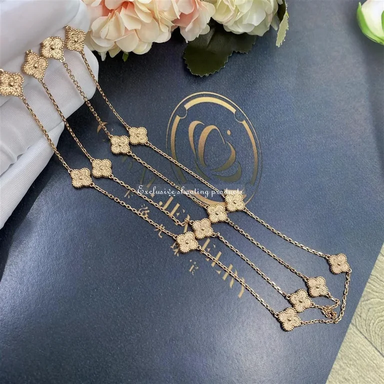 Van Cleef & Arpels VCARO8DG00-yg Sweet Alhambra Long Necklace 16 Motifs Yellow Gold 13