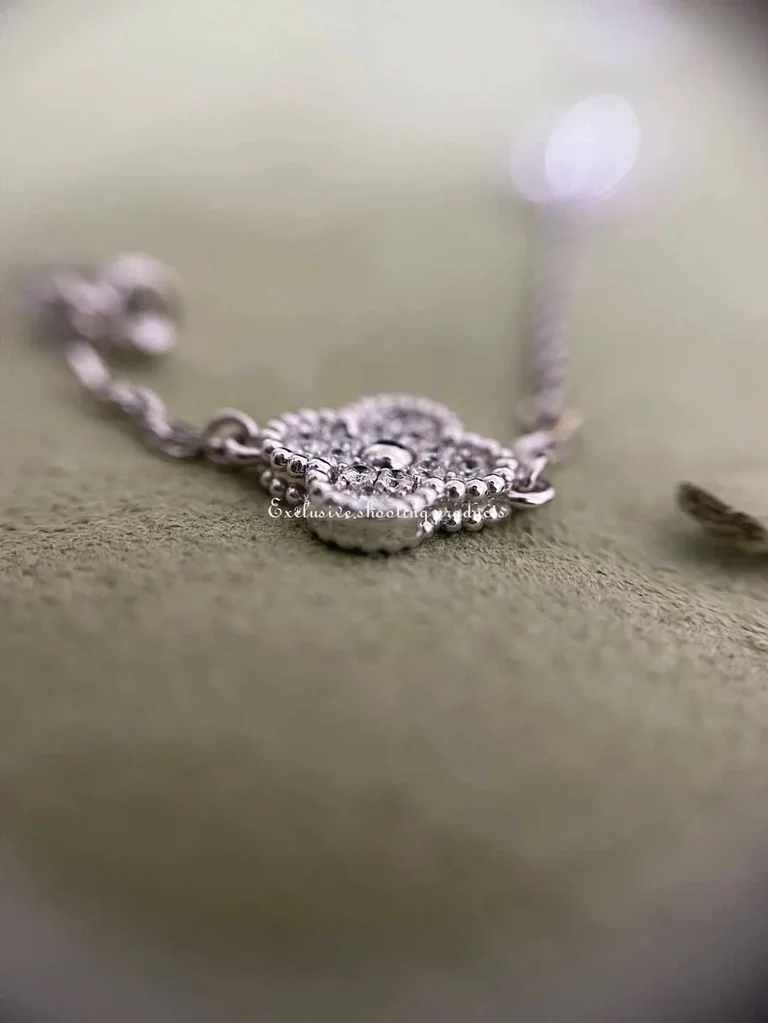 Van Cleef & Arpels VCARO85A00 Sweet Alhambra long necklace 16 motifs White gold Diamond necklace 11