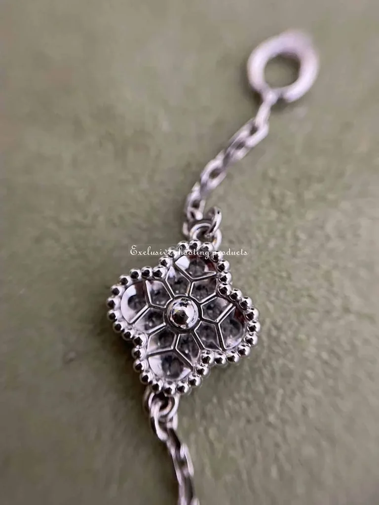 Van Cleef & Arpels VCARO85A00 Sweet Alhambra long necklace 16 motifs White gold Diamond necklace 8