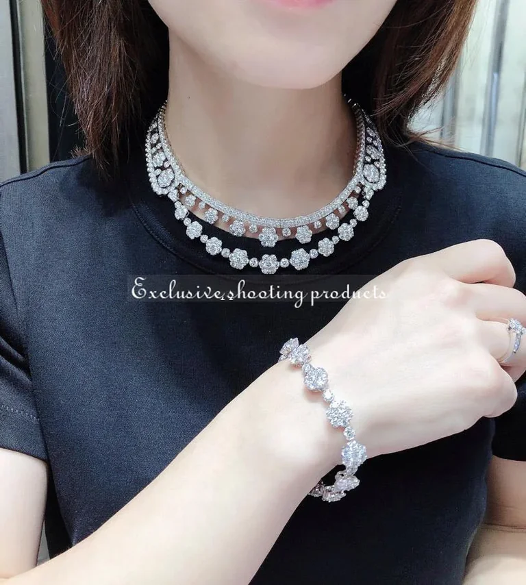 Van Cleef & Arpels VCARP39500 Snowflake transformable necklace Platinum Diamond 8