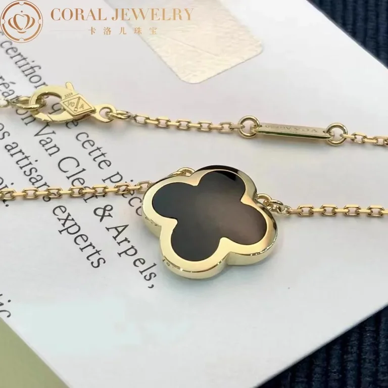 Van Cleef & Arpels VCARA39700 Pure Alhambra pendant Yellow gold Mother-of-pearl Necklace 5
