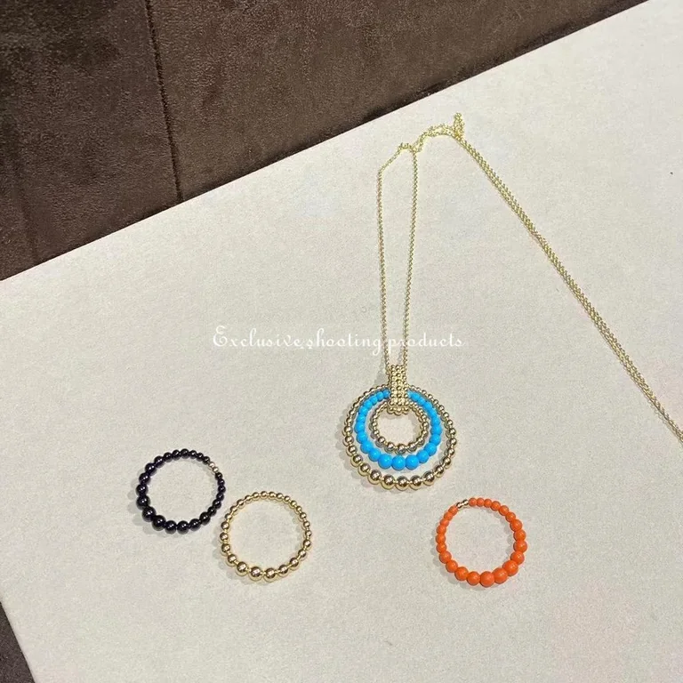 Van Cleef & Arpels VCARP4DL00 Perlée couleurs transformable long necklace Yellow gold Necklace 12