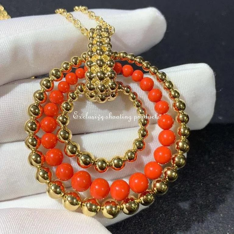 Van Cleef & Arpels VCARP4DL00 Perlée couleurs transformable long necklace Yellow gold Necklace 11