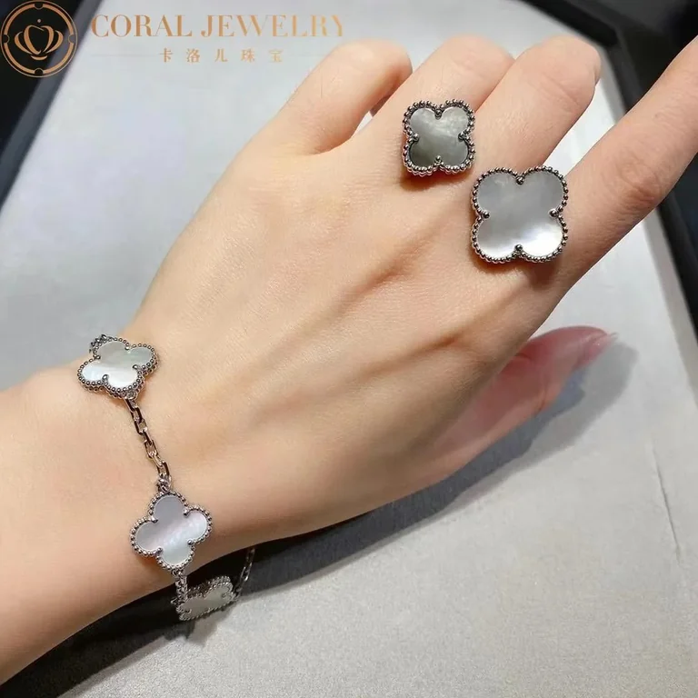 Van Cleef & Arpels VCARN32200 Magic Alhambra pendant White gold Mother-of-pearl Necklace 3