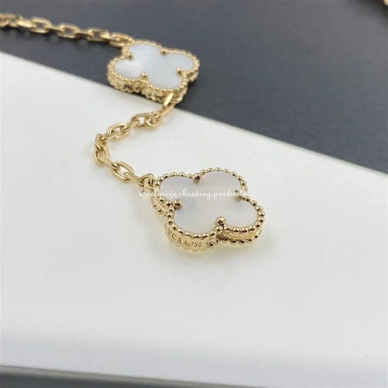 Van Cleef & Arpels VCARD79300 Magic Alhambra Long Necklace 16 Motifs Yellow Gold Mother-of-pearl Necklace 9