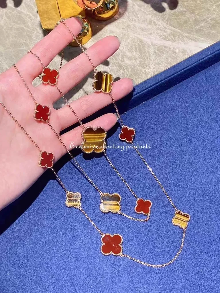 Van Cleef & Arpels VCARN5JO00 Magic Alhambra long necklace 16 motifs Yellow gold Carnelian Tiger Eye necklace 3