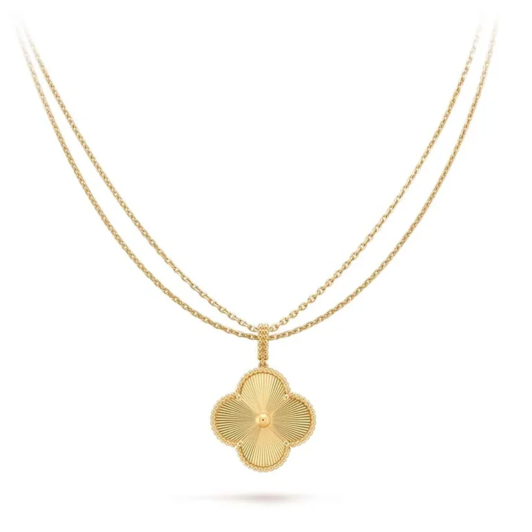Van Cleef & Arpels VCARP4KO00 Magic Alhambra long necklace 1 motif Yellow gold necklace 8