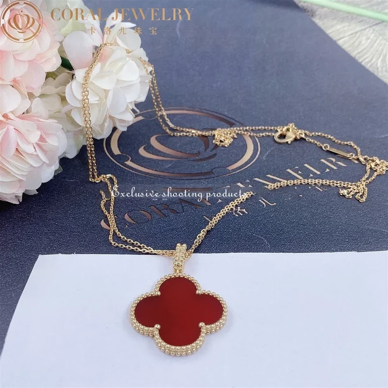 Van Cleef & Arpels VCARO49N00 Magic Alhambra long necklace 1 motif Yellow Gold Carnelian necklace 2