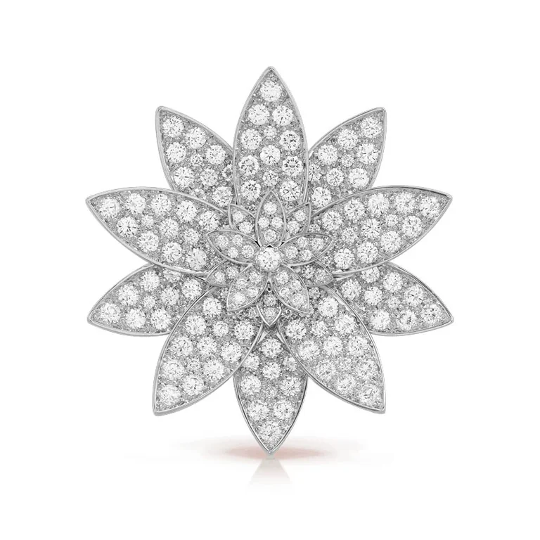 Van Cleef & Arpels VCARO6P70 Lotus clip pendant large model White gold Diamond Necklace 8