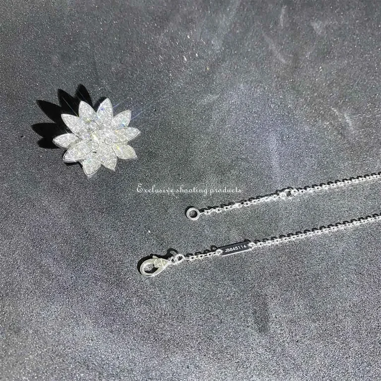 Van Cleef & Arpels VCARO6P800 Lotus clip pendant medium model White gold Diamond Necklace 3