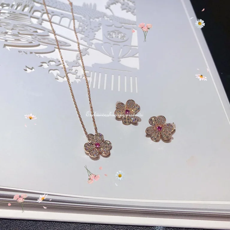 Van Cleef & Arpels VCARP6L400 Frivole pendant small model Rose gold Diamond Pink Sapphire Necklace 7