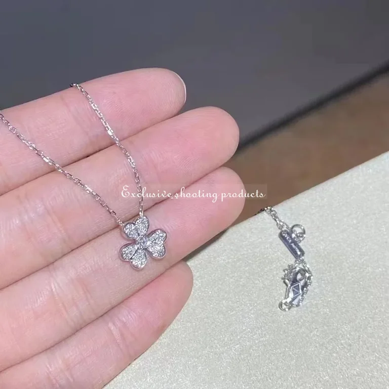 Van Cleef & Arpels VCARP3W300 Frivole pendant mini model White gold Diamond Necklace 4