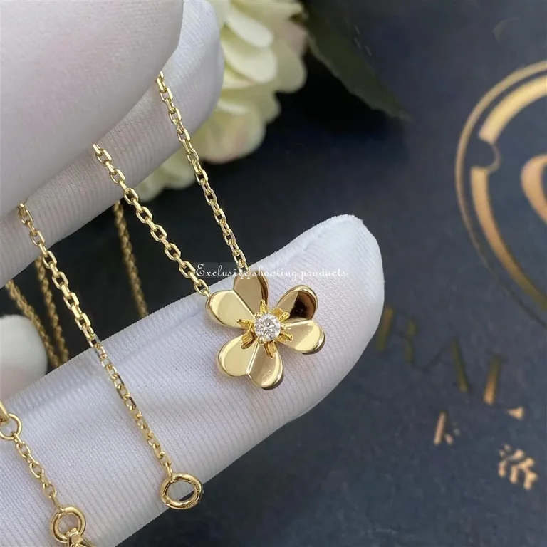 Van Cleef & Arpels VCARP0J100 Frivole pendant mini model Yellow gold Diamond Necklace 2